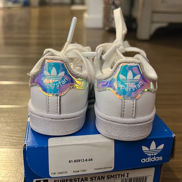 Adidas Iridescent shell toes 4k - Picture 4 of 4
